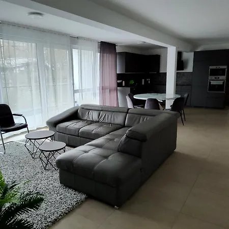 Valley Of Business Frankfurt-airport - Grey Label Penthouse Apartment