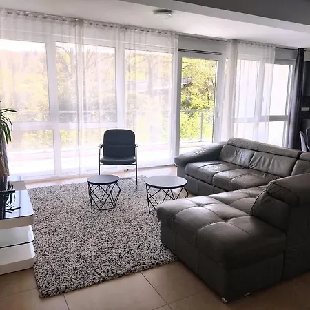 Valley Of Business Frankfurt-airport - Grey Label Penthouse *